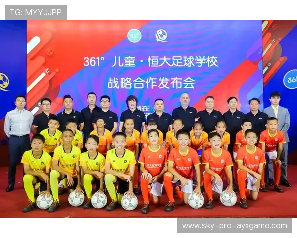 足球联赛在青训扶持中推动俱乐部建立多语种教学与国际交流体系